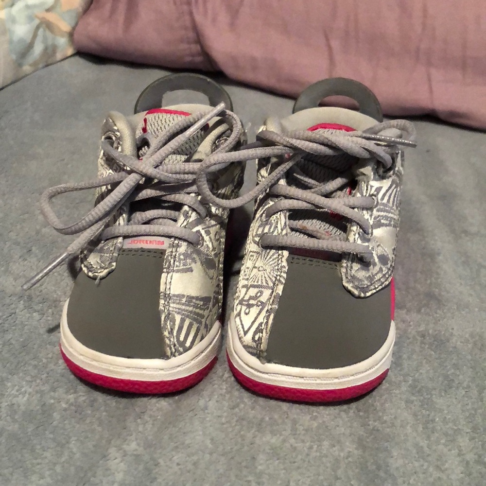 Baby girl Jordan’s mint condition !